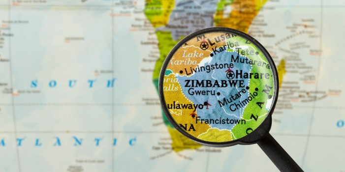 Mapa de Zimbabue visto a través de una lupa