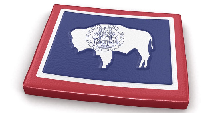 Mapa y bandera del estado de Wyoming (EEUU)
