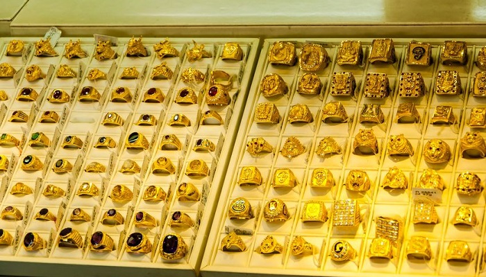JOyas de oro tradicionales de la India