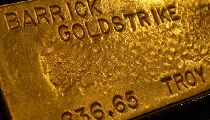 Lingote de doré de una de las minas de Barrick Gold