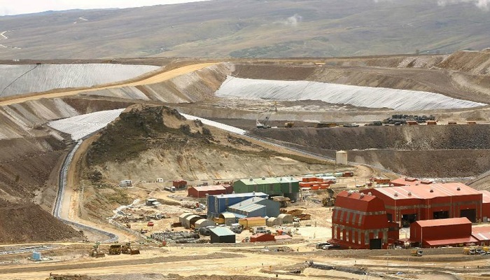Mina de oro y plata Inmaculada (Perú)