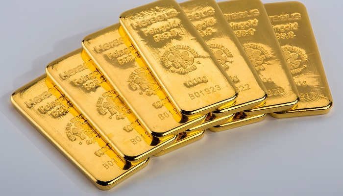 Lingotes de un kilo de oro producidos por Heraeus