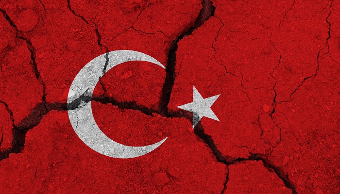 Bandera de Turquía agrietada